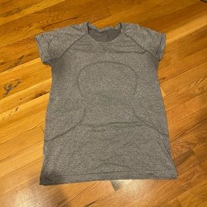 lulu lemon size 12 swiftley tech 2.0 short sleeve in slate/white